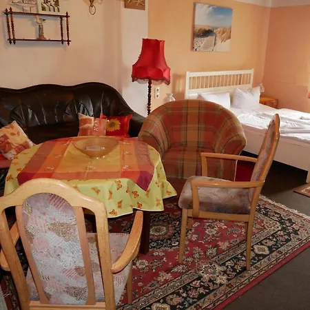 Ferienwohnung Auf Dem Land 公寓 梅伦新